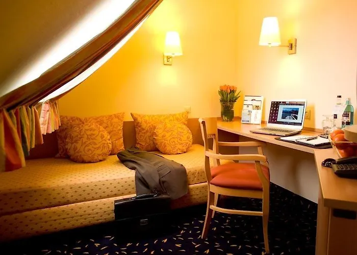 Plaza Otel 3*