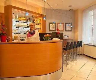 Otel Plaza 3*
