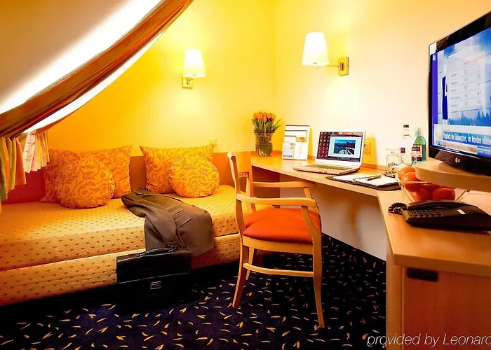 Plaza Otel 3*