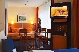Plaza Otel 3*